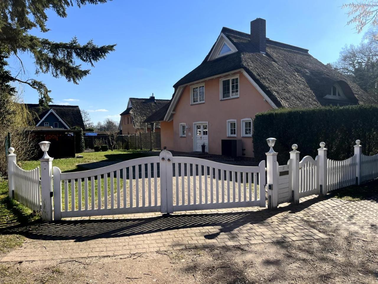 Villa Ferienhaus Fiete In Wieck Extérieur photo